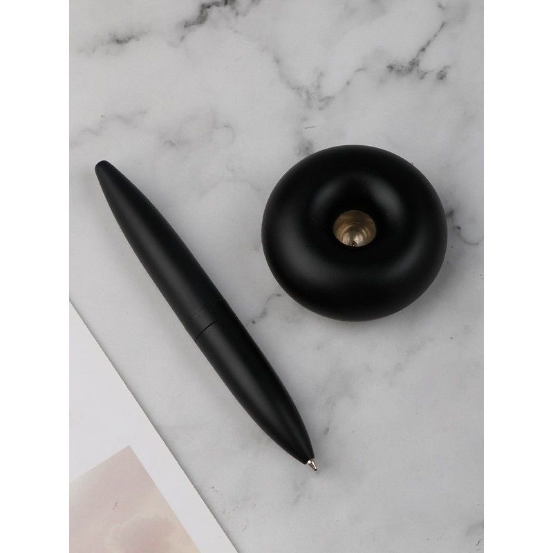🖋️磁気浮上スタンドペン オフィス文具 立式デザイン ホテル・カウンター用 新感覚黒インクペン