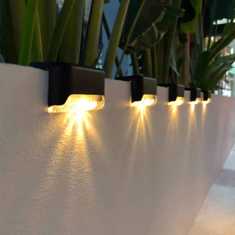 ソーラーライト、ガーデン装飾雰囲気ソーラーガーデンライト、LED 街路灯、屋外 フェンス、プール、ステップ、パティオ、裏庭用